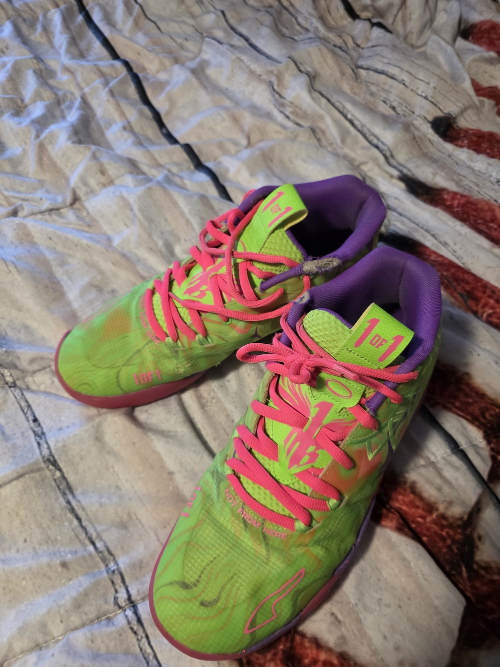 Bright Neon Green & Pink Lamello Puma Basketball shoes size 12.